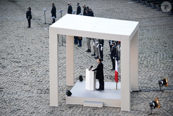 Emmanuel Macron ( président de la Republique ) lors de l'hommage national rendu à Daniel Cordier aux Invalides à Paris le 26 novembre 2020. © Federico Pestallini / Panoramic / Bestimage 