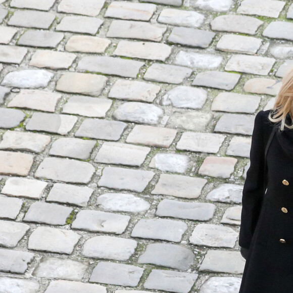 Le président de la république, Emmanuel Macron accompagné de la première dame Brigitte Macron lors de l'hommage national rendu à Daniel Cordier aux Invalides, à Paris le 26 novembre 2020, Paris. © Stéphane Lemouton / Bestimage