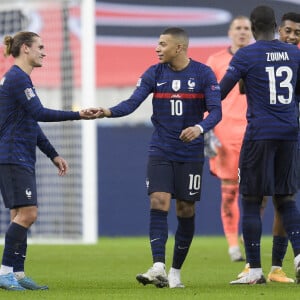 Antoine Griezmann et Kylian Mbappé lors du match de football en ligue des Nations France-Suède (4-2) au Stade de France à Saint-Denis le 17 novembre 2020. © JB Autissier / Panoramic / Bestimage