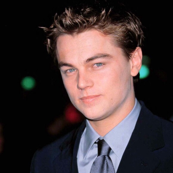 Leonardo DiCaprio à la première du film "Titanic" à Los Angeles, en décembre 1997.
