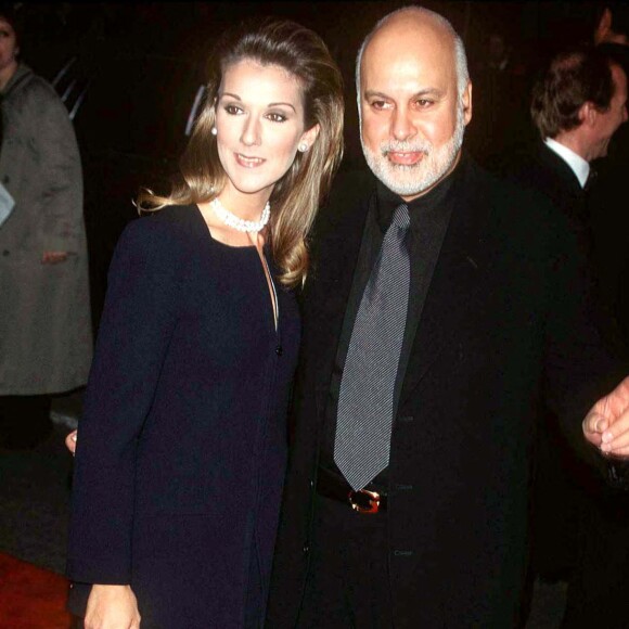 Céline Dion et son mari René à la première du film "Titanic" à Los Angeles en décembre 1997.