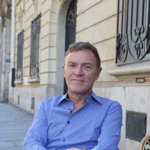 Exclusif - Rendez-vous avec Christophe Hondelatte juste avant le direct de son émission "Hondelatte raconte" sur Europe 1 à Paris le 24 août 2016. 