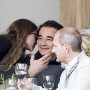 Olivier Sarkozy et sa femme Mary-Kate Olsen assistent au Global Champions Tour CSI2 Madrid 2019, Madrid, le 17 mai 2019.