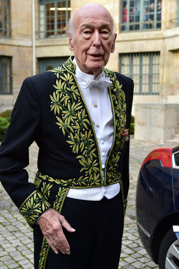 Valéry Giscard d'Estaing à l'Académie Française à Paris le 28 janvier 2016. © Giancarlo Gorassini/Bestimage