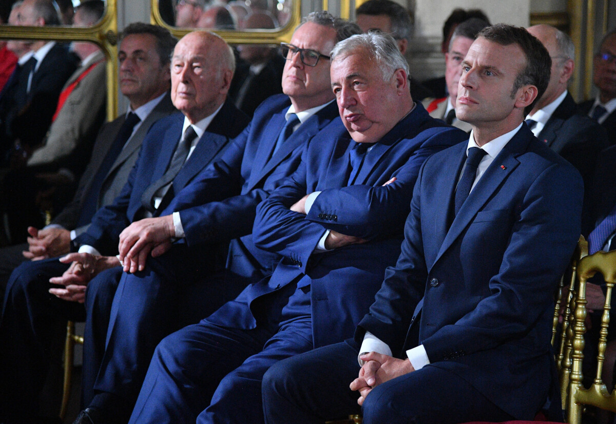 Photo : Les membres du Conseil constitutionnel français Valery Giscard