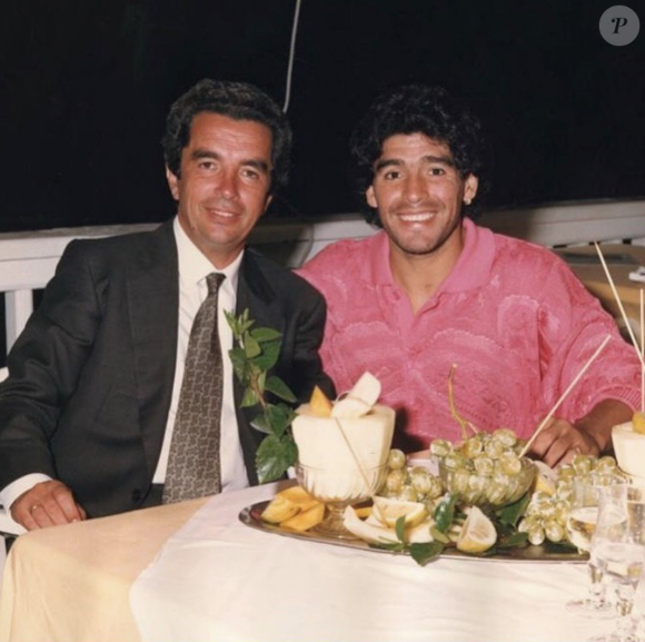Henri Chenot et Diego Maradona. Le nutritionniste est mort dans la nuit du mardi 1er au mercredi 2 décembre 2020, à l'âge de 77 ans.
