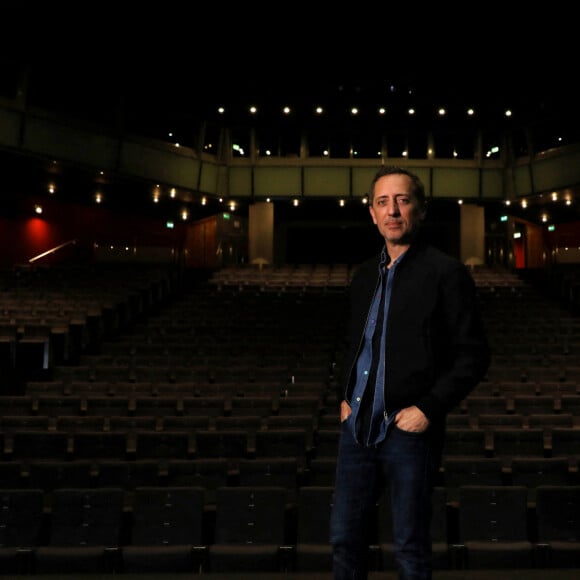 Exclusif - Gad Elmaleh avant les représentations de son nouveau spectacle du 3 et 4 décembre à la salle Prince-Pierre du Grimaldi Forum à Monaco, le 17 novembre 2020. © Jean-François Ottonello / Nice Matin / Bestimage