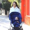 Eva Longoria est allée faire du shopping avec son fils Santiago à Beverly Hills, Los Angeles, le 11 janvier 2020.