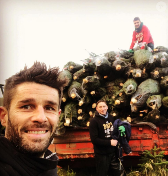 Emeric (L'amour est dans le pré) annonce s'être fait voler 350 sapins de Noël - Instagram