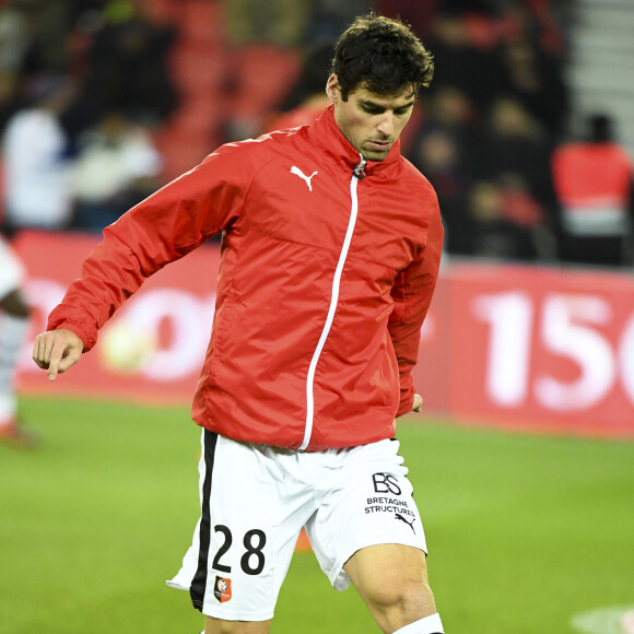 Yoann Gourcuff - Karine Ferri encourage son compagnon Yoann Gourcuff lors du match Psg-Rennes au Parc des Princes à Paris le 6 novembre 2016. (victoire 4-0 du Psg) © Pierre Perusseau/Bestimage