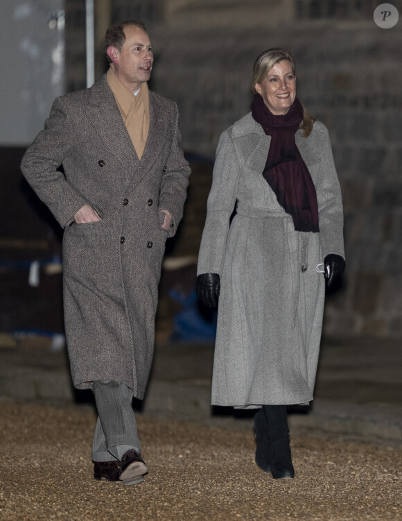 Le prince Edward de Wessex, la comtesse Sophie de Wessex - La famille royale se réunit devant le chateau de Windsor pour remercier les membres de l'Armée du Salut et tous les bénévoles qui apportent leur soutien pendant l'épidémie de coronavirus (COVID-19) et à Noël le 8 décembre 2020.
