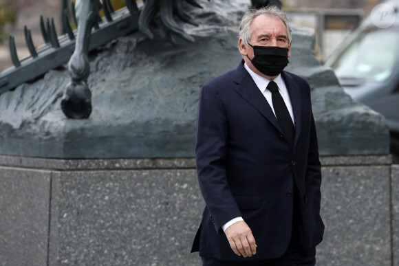 François Bayrou - Arrivées à l'hommage à Valéry Giscard d'Estaing lors de la journée de deuil national en son honneur au Musée d'Orsay à Paris. Le 9 décembre 2020 © Stéphane Lemouton / Bestimage