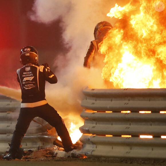 Accident de Romain Grosjean lors du Grand Prix de Formule 1 de Bahrein à Sakhir. Le 29 novembre 2020 © Motorsport Images / Panoramic / Bestimage