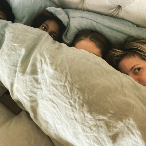 Heidi Klum et ses enfants (de droite à gauche) Leni, Lou, Johan et Henry. Mars 2020.
