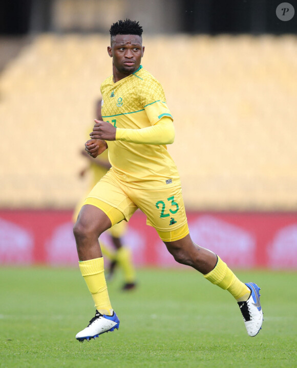 Le footballeur sud-africain Motjeka Madisha est mort dans un accident de voiture. Il avait 25 ans.