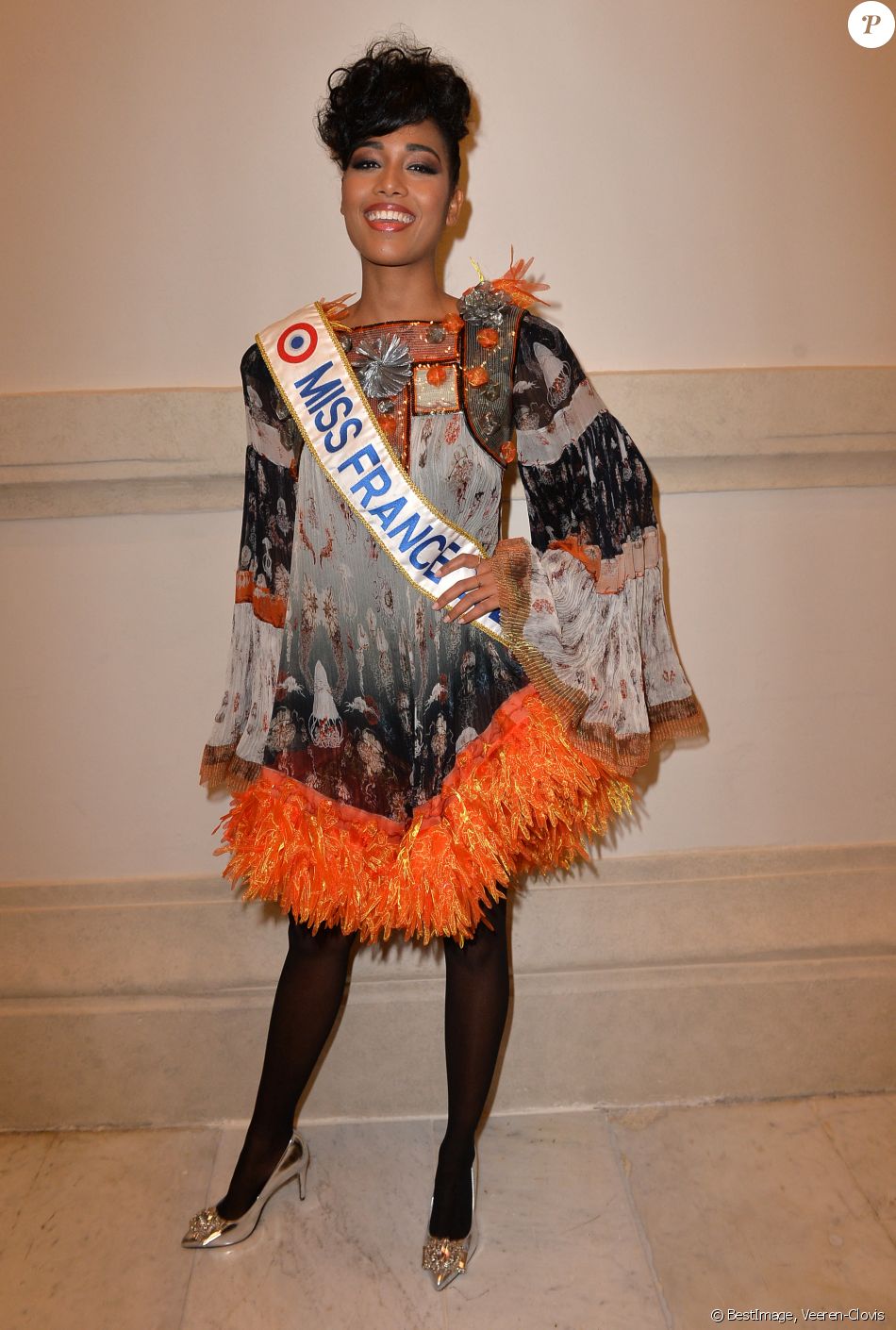 Clémence Botino (Miss France 2020) lors du photocall du dernier défilé