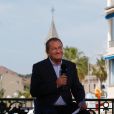 Jean-Pierre Pernaut est venu remettre au maire de Sanary le titre de plus beau marché de France en direct lors du JT de TF1 le 9 mai 2018. © Dominique Leriche / Nice / Matin / Bestimage