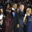 Barack Obama avec Joe Biden et Jill Biden - Le président Barack Obama tient un discours le soir de sa réelection à Chicago le 6 Novembre 2012.   