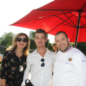 Valerie Trierweiler, son fils Léonard et Guillaume Gomez (chef des cuisines du palais de l'Elysée) - 6ème édition du Trophée de la Pétanque Gastronomique au Paris Yacht Marina à Paris, France, le 28 juin 2018. © Philippe Baldini/Bestimage