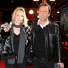Estelle Lefébure et Arthur après l'avant-première de "Bienvenue chez les Ch'tis" à Paris.