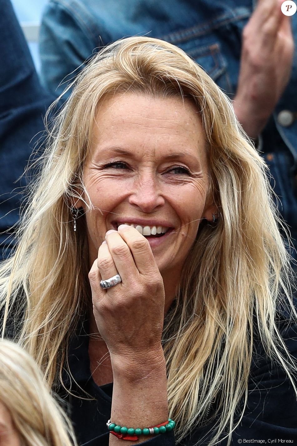 Estelle Lefébure Célébrités dans les tribunes des internationaux de France de tennis de Roland Estelle Lefébure Célébrités dans les tribunes des internationaux de France de tennis de Roland