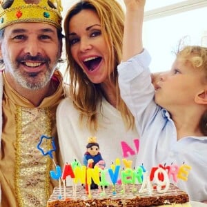 Ingrid Chauvin et son fils Tom célèbre l'anniversaire de Thierry Peythieu. Instagram. Le 1er mars 2020.