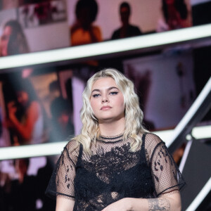 Louane à la 22e édition des NRJ Music Awards à la Seine musicale, le 5 décembre 2020.