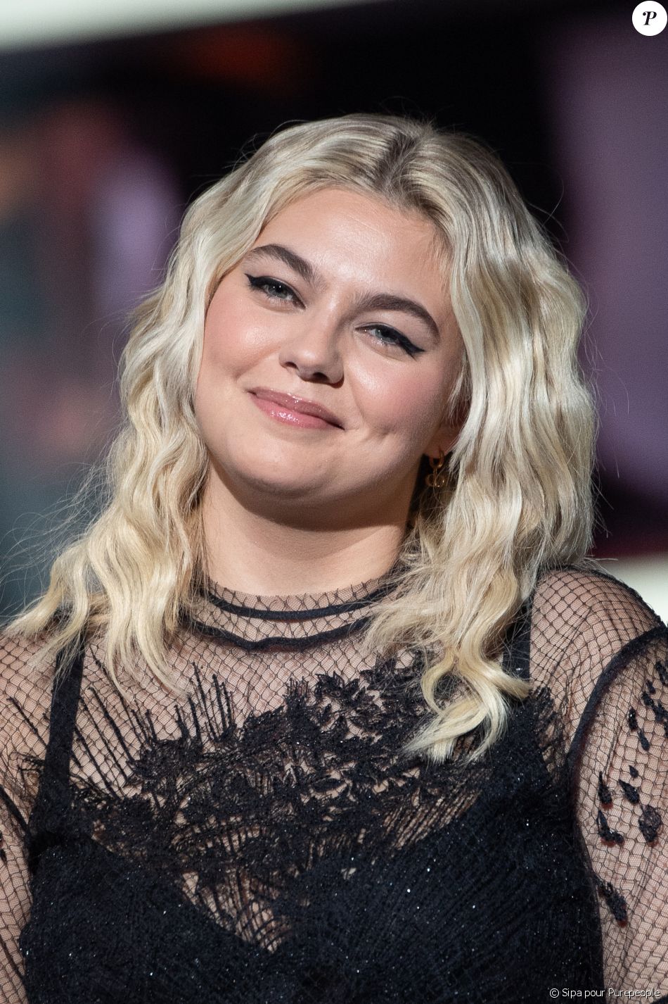 Louane à la 22e édition des NRJ Music Awards à la Seine musicale, le 5 décembre 2020.