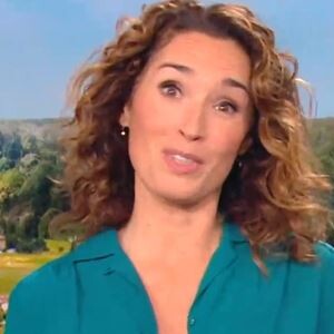 Marie-Sophie Lacarrau lors de son premier JT de 13h de TF1, le 4 janvier 2021