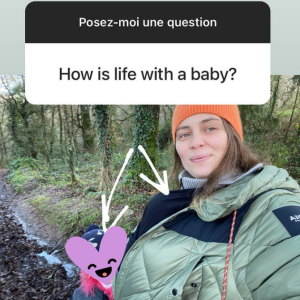 Marie-Ange Casta partage une photo avec ses deux enfants sur Instagram.