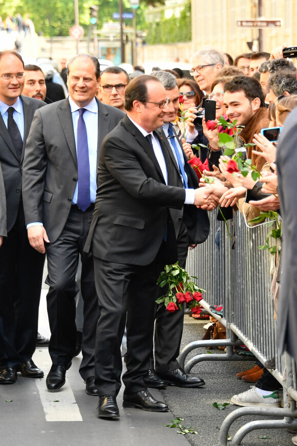 Jean-Christophe Cambadélis - François Hollande arrive au siège du parti socialiste rue de Solférino après la passation de pouvoir à Paris le 14 mai 2017.