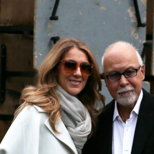 Céline Dion et son mari René Angélil quittent leur hôtel pour se rendre à l'enregistrement de l'émission "Vivement Dimanche". Paris, le 27 novembre 2012 