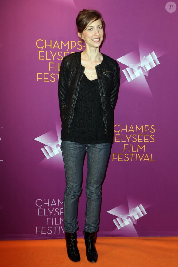 Natacha Lindinger, remplaçante de Mathilde Seigner dans la série "Sam" sur TF1.