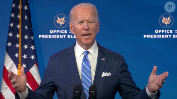 Le président élu des États-Unis, Joe Biden, fait des remarques "sur la santé publique et les crises économiques" depuis le Queen Theatre de Wilmington, Delaware.