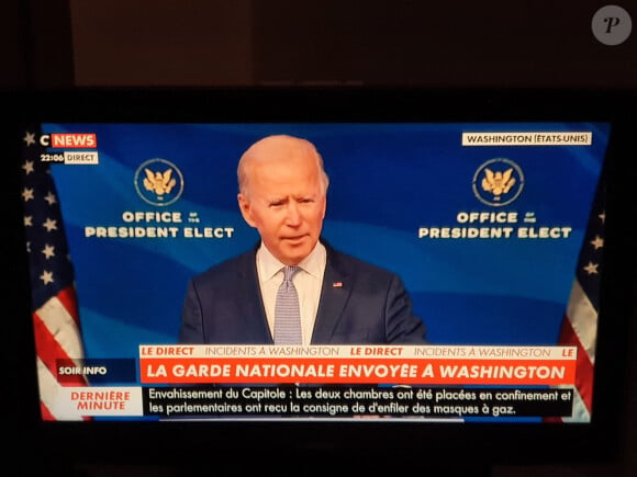 Captures d'écran de la chaine CNews de l'intervention du nouveau président américain Joe Biden, suite à l'invasion du Capitole par les partisans du président sortant Donald Trump. Le 6 janvier 2021.