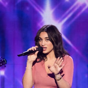 Exclusif - Camelia Jordana - Enregistrement de l'émission "Fête de la chanson française" à l'Olympia à Paris, qui sera diffusée le 9 janvier sur France 2. © Tiziano Da Silva - Cyril Moreau / Bestimage