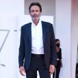 Anthony Delon (Costume Giorgio Armani, chaussures Church's, Bulgari) lors de la cérémonie d'ouverture de la 77ème édition du festival international du film de Venise (Mostra) le 2 septembre 2020.   