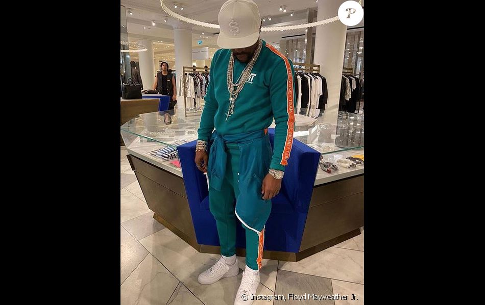 Floyd Mayweather Jr.. Mars 2020.