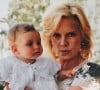 Darinna Scotti rend hommage à sa mère Sylvie Vartan pour son anniversaire. Le 16 août 2020.
