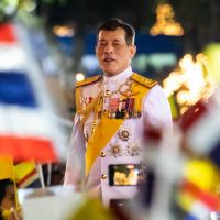 Rama X : Violent, le roi de Thaïlande envoie sa propre soeur à l'hôpital