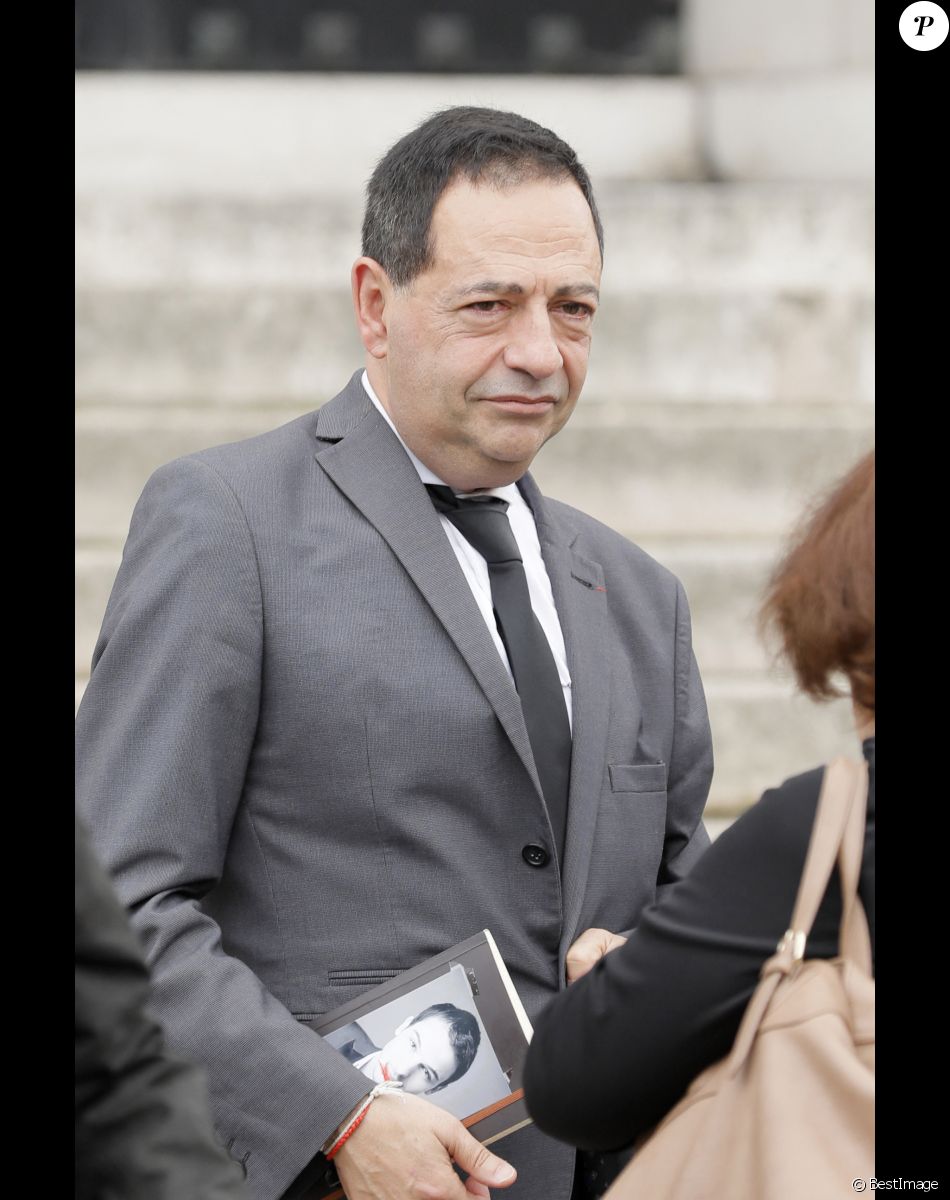 Jean-Luc Romero - Obsèques de Christophe Michel (mari de JL Romero) au crématorium du cimetière du Père Lachaise à Paris le 6 juin 2018.