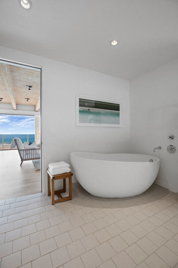 Matthew Perry a vendu sa maison de Malibu pour 13,1 millions de dollars.