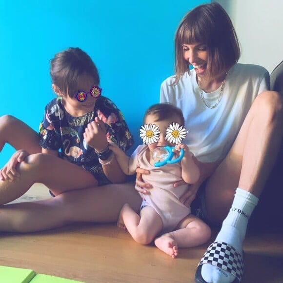 Alexandra Rosenfeld et ses filles Jim et Ava sur Instagram.