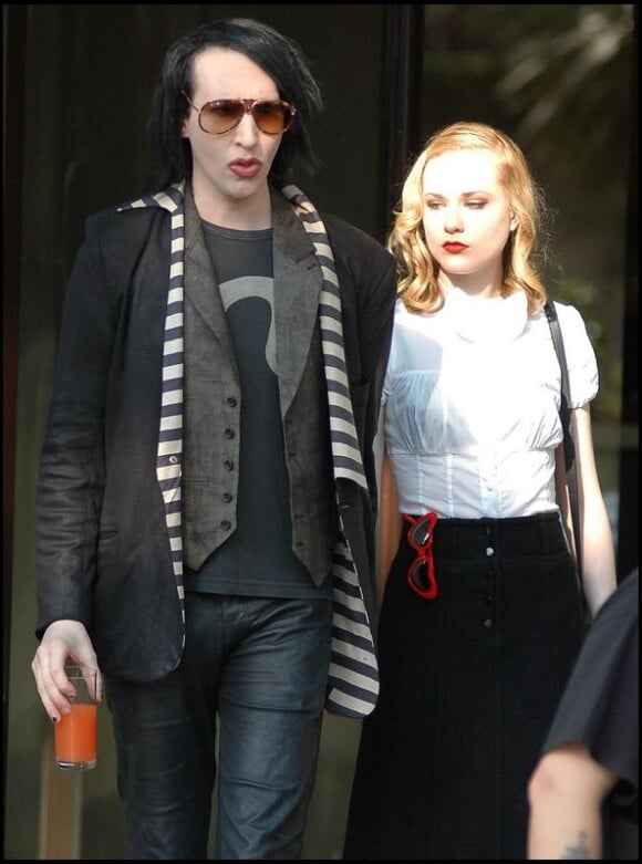 Marilyn Manson et sa fiancée Evan Rachel Wood à Londres en avril 2007.