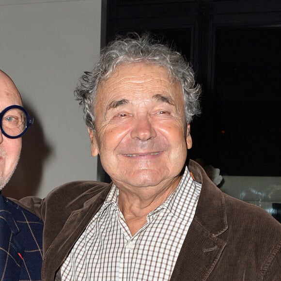 Jean-Pierre Coffe et Pierre Perret - Cocktail pour le lancement du livre "Les bonnes chansons ne meurent jamais" de J. Sanchez au NoLita à Paris, le 4 novembre 2015. © Veeren/Bestimage