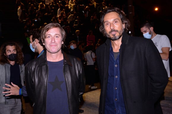 Exclusif - Thomas Dutronc et Vincent Elbaz - Frontrow lors du défilé Etam Live Show à Paris le 29 septembre 2020. © Pool Agence Bestimage