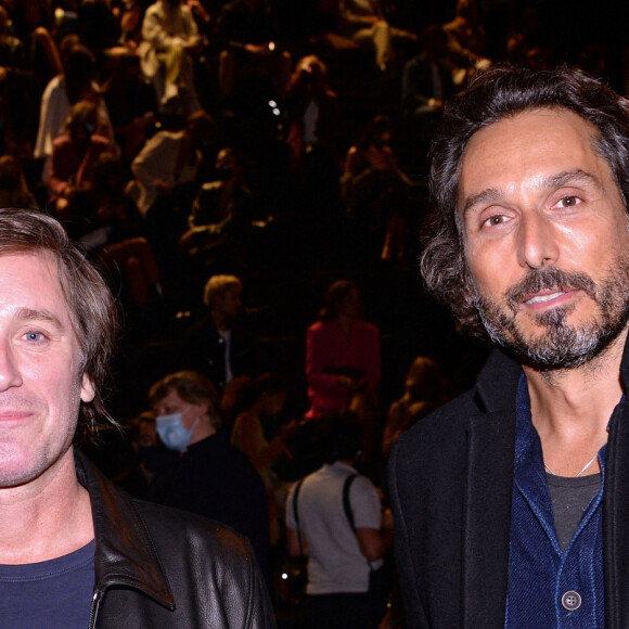 Exclusif - Thomas Dutronc et Vincent Elbaz - Frontrow lors du défilé Etam Live Show à Paris le 29 septembre 2020. © Pool Agence Bestimage