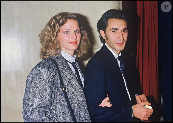 Archives - Jeane Manson photographiée avec son ex-mari Richard Berry