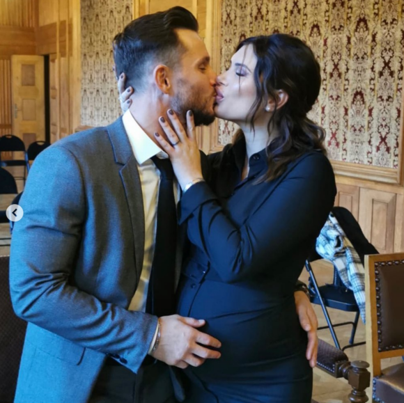 Maeva Martinez a épousé son compagnon Julien à la mairie de Nantes lundi 28 décembre 2020 - Instagram