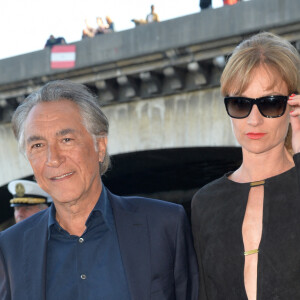 Richard Berry et sa femme Pascale Louange - Soirée de gala de la "Maud Fontenoy Fondation" à bord de la péniche Ducasse sur Seine à Paris le 6 juin 2019. © Veeren/Bestimage 